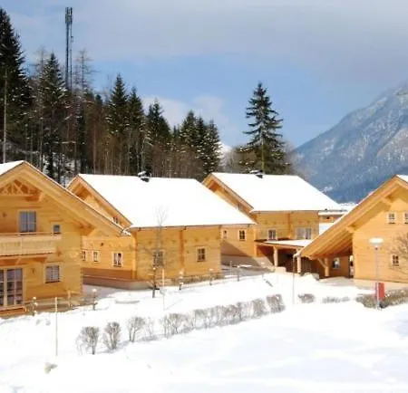 Achenseer Huettendoerfl Maurach (Achensee)
