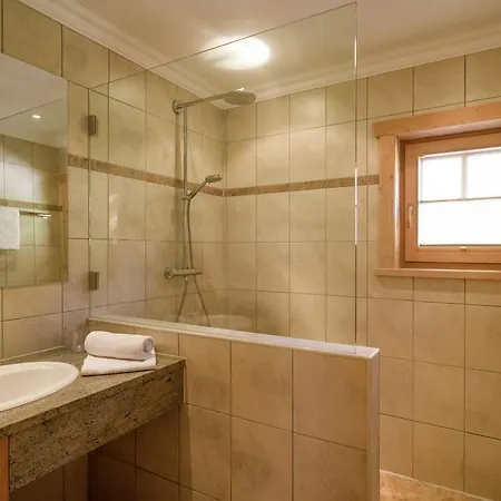 Achenseer Huettendoerfl Szálloda