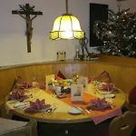 Achenseer Huettendoerfl Maurach (Achensee)